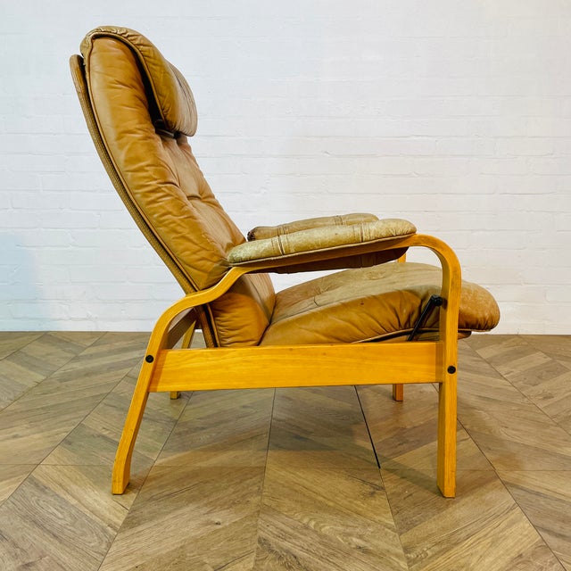 1970s Mid-Century Leather Lounge Chair by Skoghaug, 1970s For Sale - Image 5 of 18