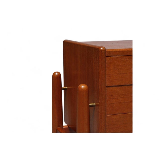 Wood Mid 20th Century Arne Wahl Iversen Model 36 Planter / Hallway Chest in Teak For Sale - Image 7 of 11