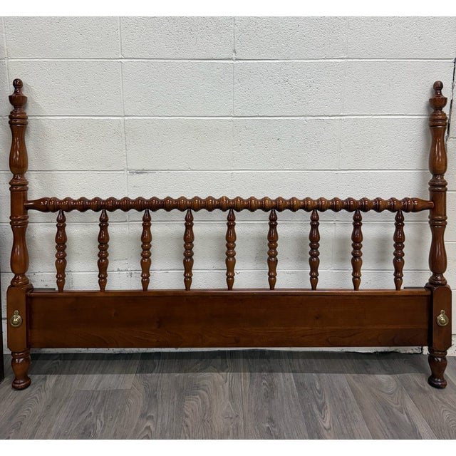 Vintage Convertible Queen or Full Size Colonial Style Four Poster Pediment Bed For Sale - Image 4 of 10