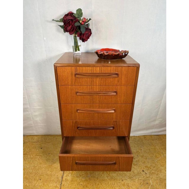 Mid-Century Modern Vintage Teak Chest of Drawers by Victor Wilkins for G-Plan, 1960 For Sale - Image 3 of 11