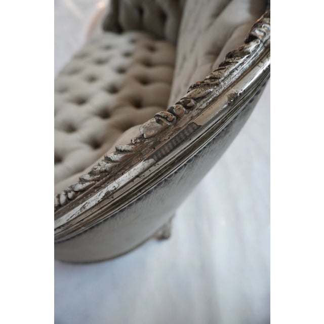 A Pair of 1930s French Carved Silver Gilt Velvet Tufted Settees From Mla For Sale - Image 18 of 18