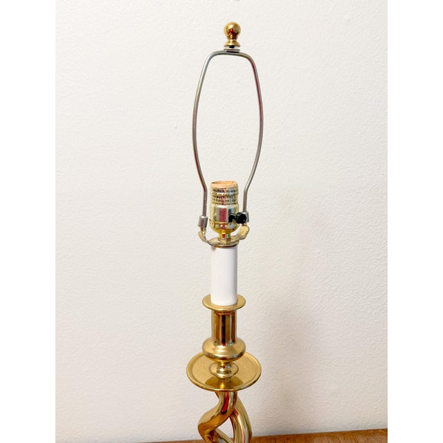 Mid-Century Modern Vintage Brass Helix Barley Twist Table Lamp For Sale - Image 3 of 6