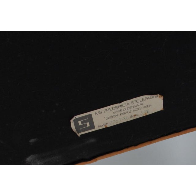 Børge Mogensen lounge chair original upholstered with patinated nature leather. Legs of oak. Model 2207, made by...