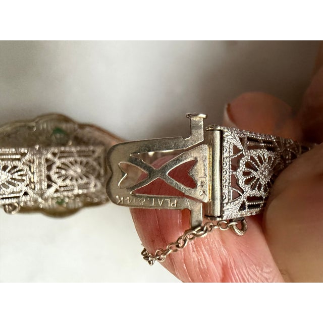 1920s Art Deco Platinum & 14k Gold Estate Emerald & Diamond Bracelet For Sale - Image 9 of 18