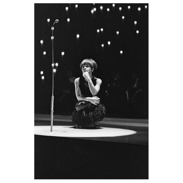 'Shirley Bassey London Palladium' Unframed Archival Pigment Print For Sale