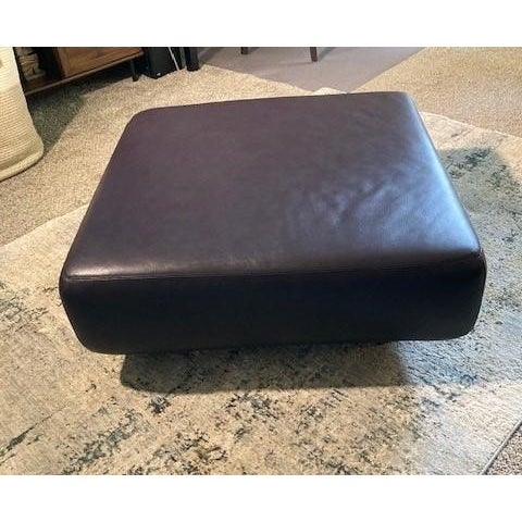 This authentic Cini Boeri lounge ottoman for Knoll is a luxurious, high-end statement piece that beautifully anchors any...