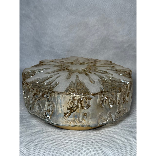 Italian Textured Flush Mount Ceiling Light, 1970s, in Very Good conditions. Designed 1970 to 1979 Up to 250V (Europe/UK...