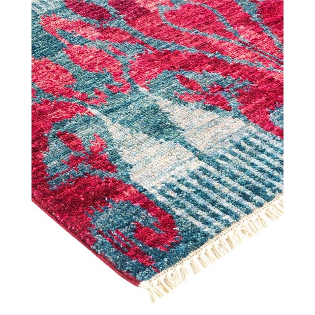 Fresh, spirited, and above all, luxurious, the rugs of the Modern collection can invigorate a traditional room as...