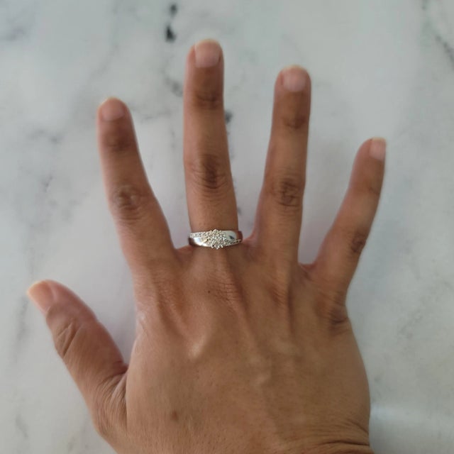 ♥ Product Summary ♥ Main Stone: Diamond Approx. Diamond Carat Weight: .50cttw Diamond Color: H/I Diamond Clarity: SI1 Band...