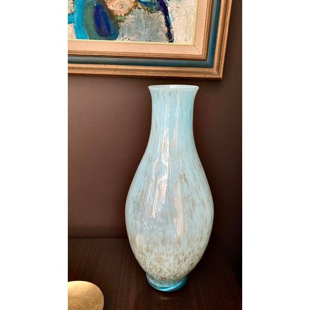 Vintage 1970s–1980s Murano-Style Handblown Art Glass Vase, 21" Tall Blue With Gold Silver Flecks For Sale - Image 10 of 18