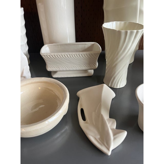 Cream Vintage Cream/White Pottery Ceramics 40s McCoy/Bauer/Usa/Catalina Lot (12) For Sale - Image 8 of 16