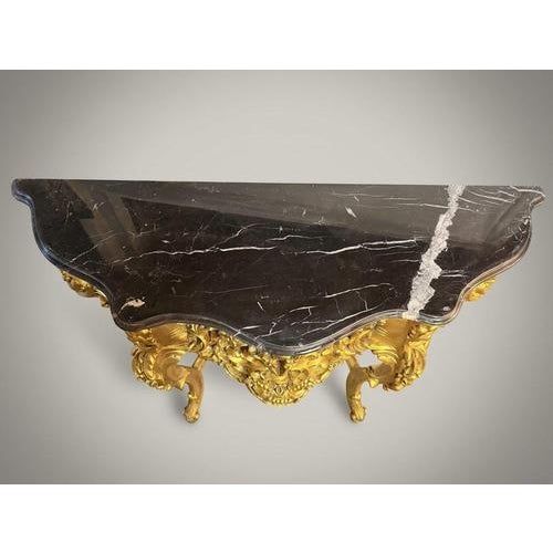 Carved Gilt Wooden Console Table with Shaped Marble Top For Sale - Image 4 of 6
