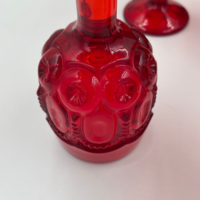 Ruby Red Vintage l.e. Smith Moon & Stars Ruby Red Glass Pitcher & 8 Small Goblets For Sale - Image 8 of 12