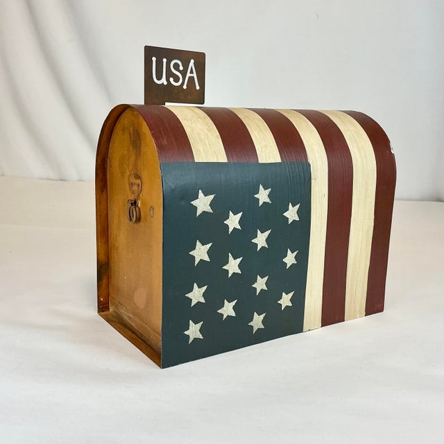 Mid-Century Americana Patriotic Tole Painted Flag Mail Box Decorative Object. For Sale - Image 6 of 10