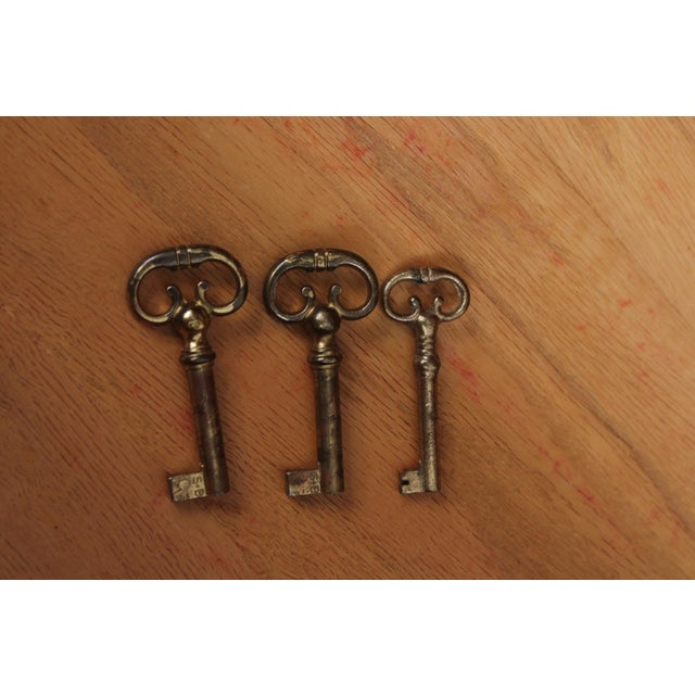 Henkel Harris Model 2365 Cherry 2 Piece Breakfront For Sale - Image 13 of 18