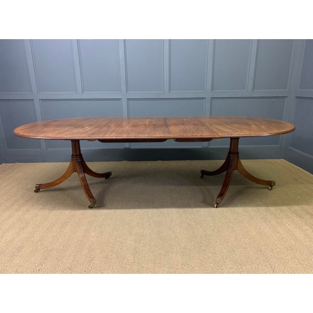 Hollywood Regency Large Twin Pillar Mahogany Dining Table, 1910 For Sale - Image 3 of 18