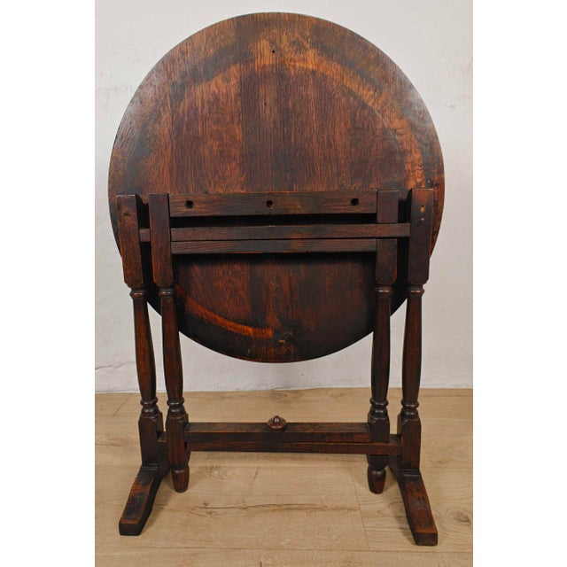 Victorian Tilt Top Table in Oak, 1900 For Sale - Image 11 of 14