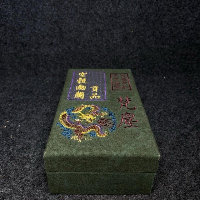 Late 19th Century Late 19th Century Set of 3 Gilt Bronze Miniature Teapots With Gemstones and Box For Sale - Image 5 of 9