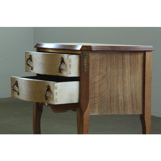 Vintage Danish Oak Nightstands with Hand-Carved Drawer Fronts, 1970s, Set of 2 For Sale - Image 13 of 18