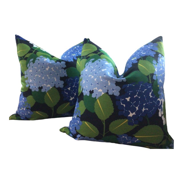 Schumacher Hydrangea of 22” Down Filled Pillows - a Pair For Sale
