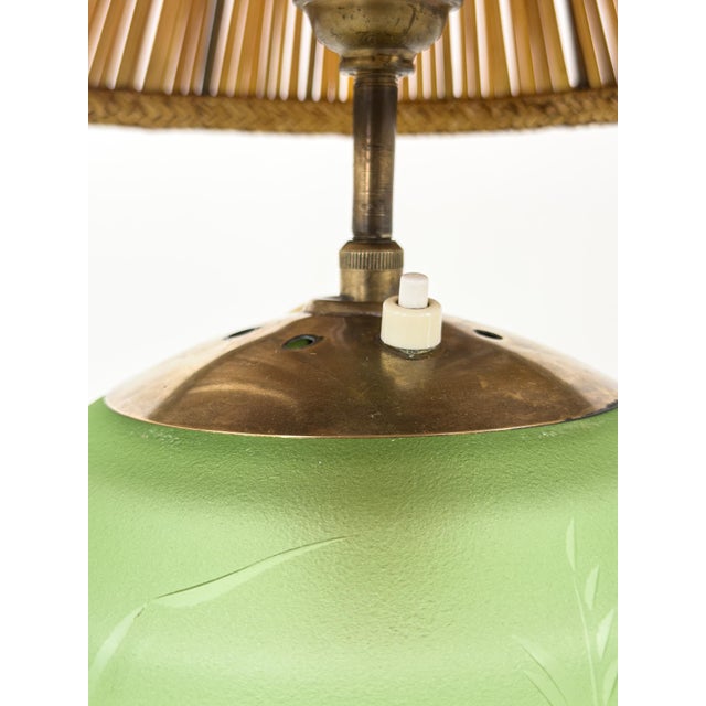 Table Lamp in Frosted Glass, Sea-Grass Shade and Brass by Edward Hald for Orrefors, Sweden, 1940s For Sale - Image 9 of 14