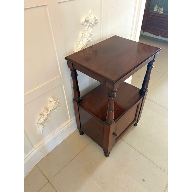 An antique English Victorian mahogany bedside cupboard pot cupboard lamp table, well proportioned and made in solid...