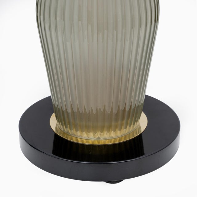 Metal Mushroom-Shaped Table Lamps Murano Glass and Brass in Feng Shui style, Set of 2 For Sale - Image 7 of 9