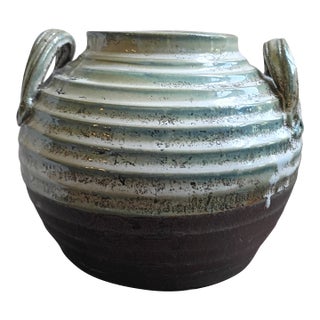 Mid-Century Modern Ribbed Studio Pottery Drip-Glaze Double-Handled Urn Vase For Sale