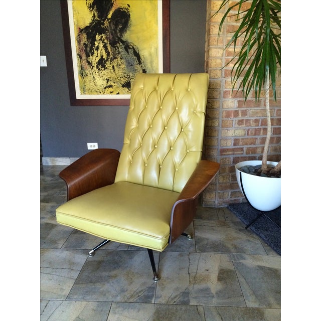 Mid-Century Lounger in Mustard Vinyl | Chairish