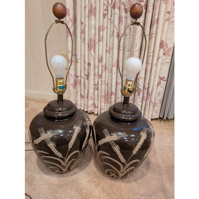 Collection of 7 Vintage Table Lamps Great for resale or to funish a whole house