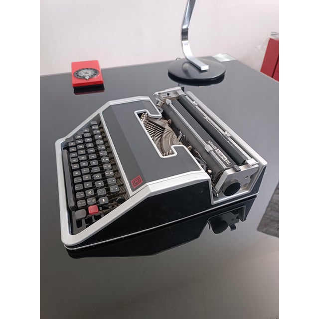 Lettera DL Typewriter by Ettore Sottsass for Olivetti, 1965 For Sale - Image 6 of 17