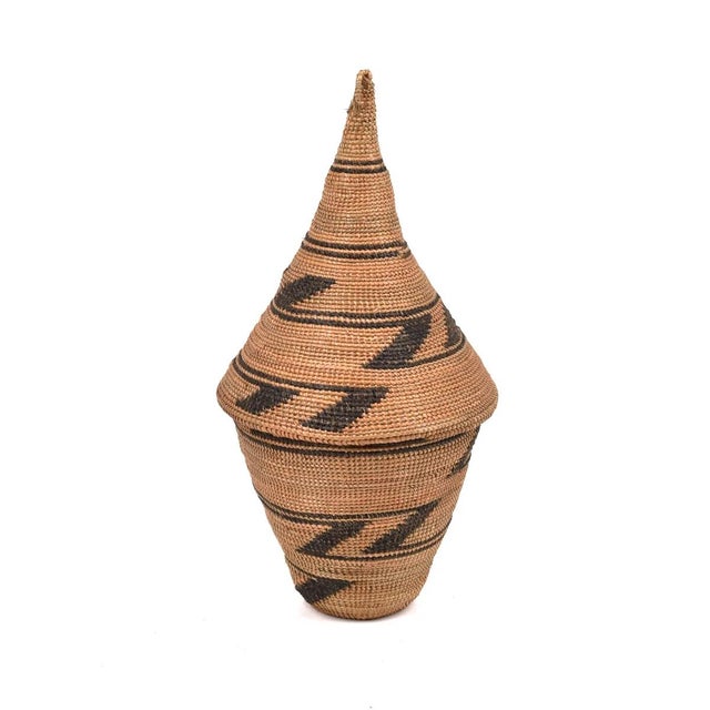 Early 20th Century Tutsi Basket with Lid Rwanda For Sale