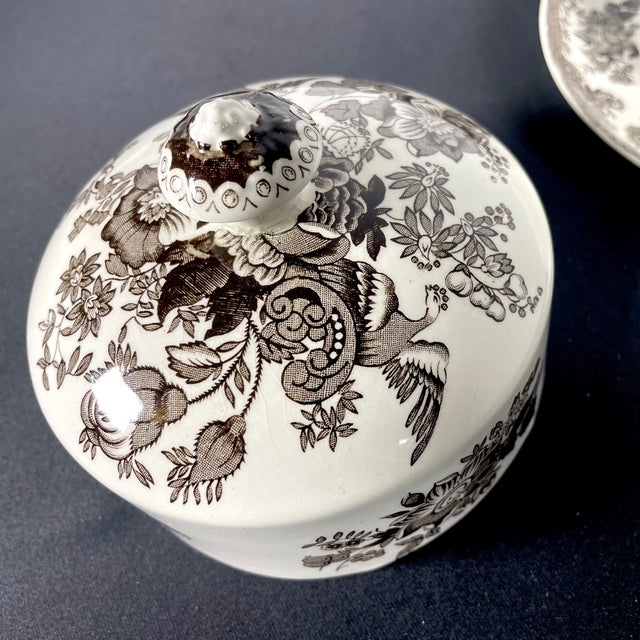 Pheasants Ceramic White and Brown Butter Dish from Wedgwood, 1960s For Sale - Image 10 of 14