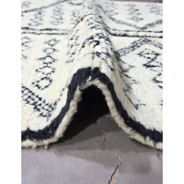 2020s Moroccan Beni Ourain Wool Rug - 5.2 X 3.6 Ft For Sale - Image 5 of 6
