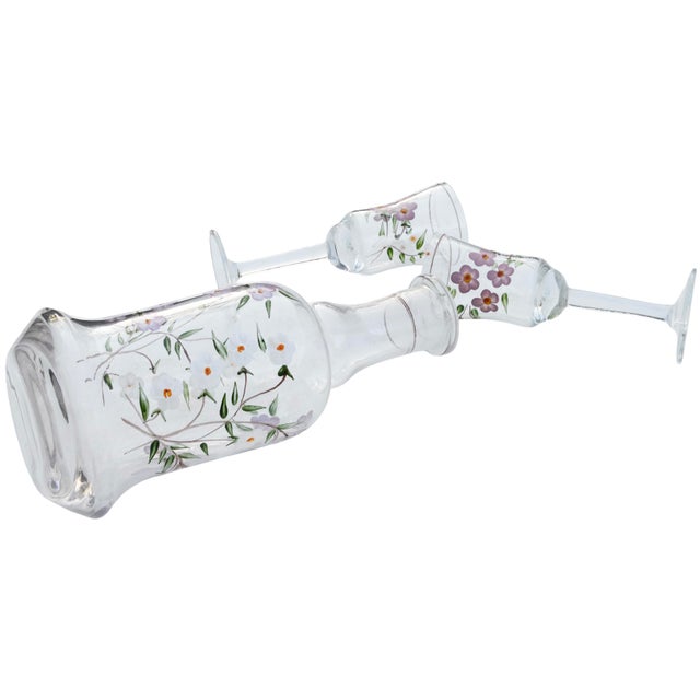 American Mid 20th Century Handblown Colorful Floral-Patterned Decanter & Glasses- 3 Pieces For Sale - Image 3 of 4