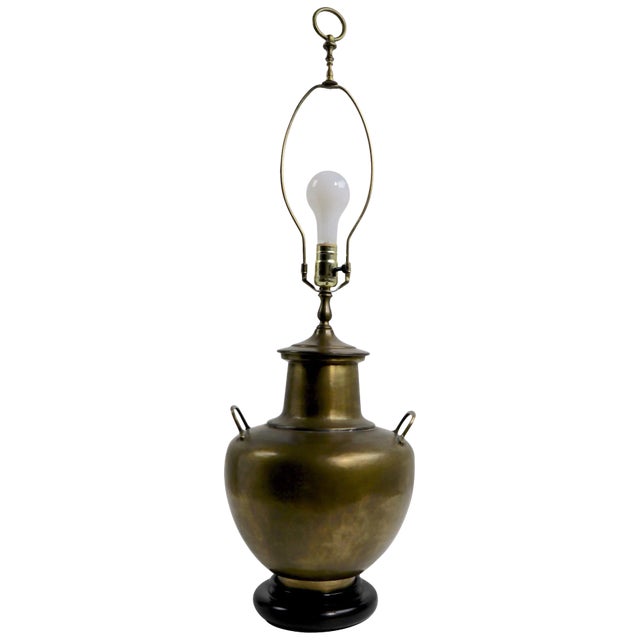 Brass Asia Modern Chinese Style Table Lamp For Sale
