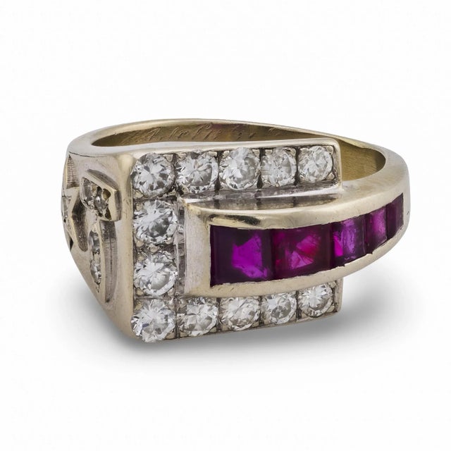 Contemporary Mid Century Ruby Diamond 18k White Gold Ring, Size 5 For Sale - Image 3 of 7