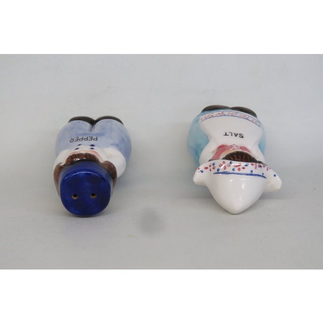 Mid 20th Century Dutch Boy and Girl Ceramic Salt and Pepper Shakers Hand Painted - Set of 2 For Sale - Image 12 of 13