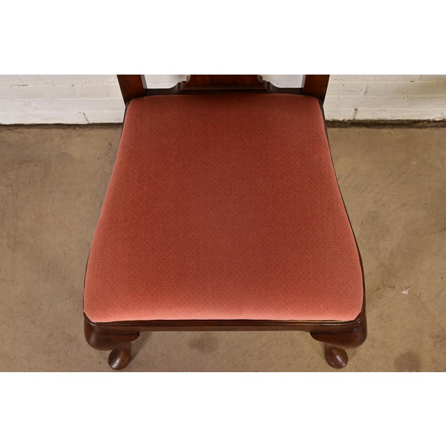 Wood Henredon Queen Anne Solid Mahogany Dining Chairs, Set of Five For Sale - Image 7 of 12