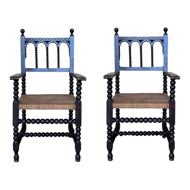 20th Century Pair of Catalan Throne Armchairs in Walnut and Caned Seats For Sale