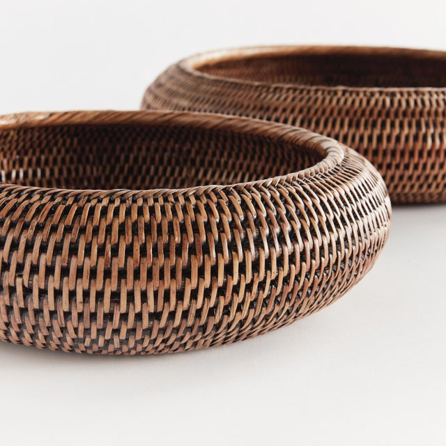 French Country Burma Rattan Shallow Display Bowls, Set Of 2 For Sale - Image 3 of 9