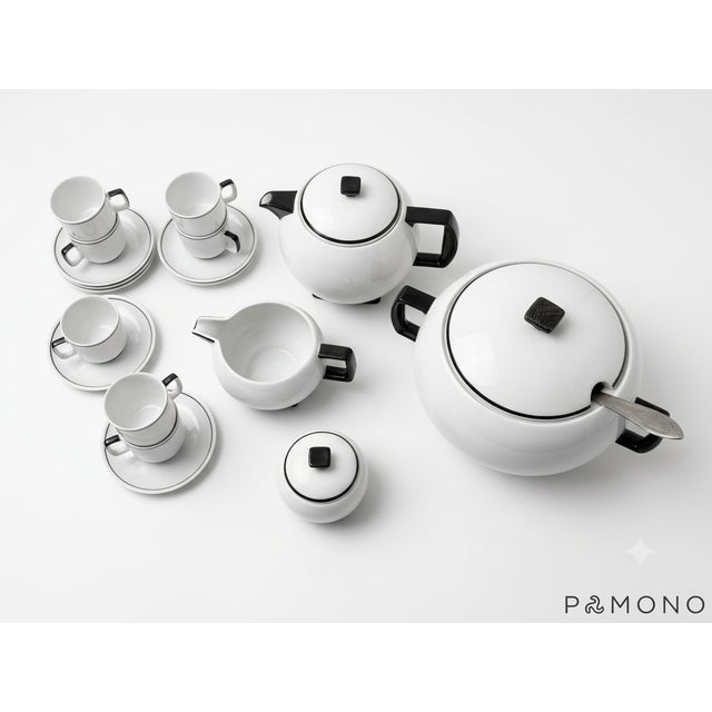 Art Deco Tea Service from Seltmann Weiden Bavaria, 1930s, Set of 18 For Sale - Image 6 of 6