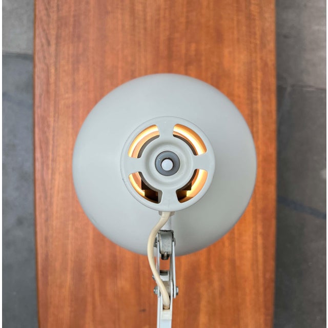 Mid-Century Modern It Task Wall Lamp from Louis Poulsen, 1970s For Sale - Image 12 of 18