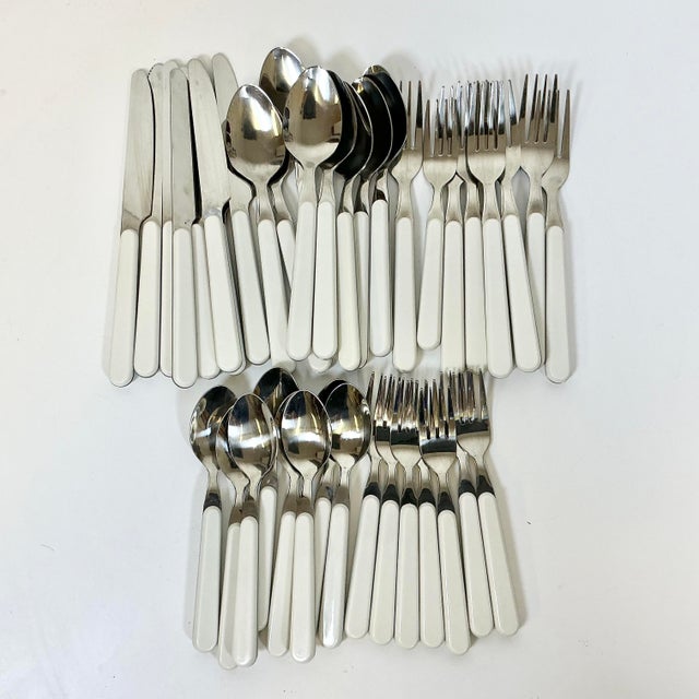 This is a great flatware option for everyday use and summer patio entertaining. It's a high-quality stainless steel set...