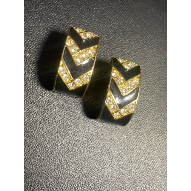 1980s Trifari Demi-Parure (Matching Necklace and Pierceless/Post Hoop Earring Set) Showcasing Bold Geometric Art Deco Revival Styling. For Sale In South Bend - Image 6 of 7