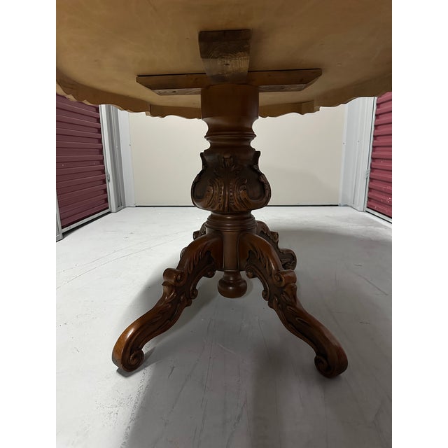Antique Rococo Revival Oval Pedestal Dining Table With Floral Marquetry Inlay For Sale - Image 4 of 5
