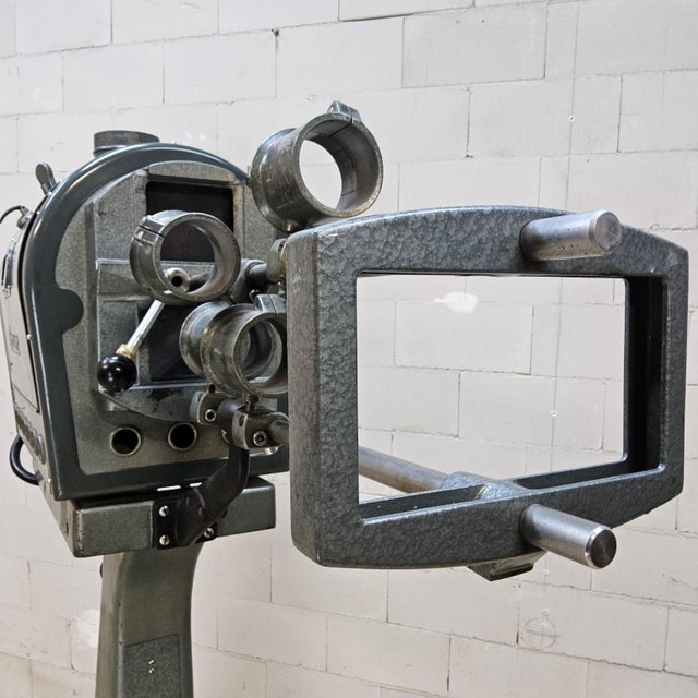 Large Vintage Movie Theater Bauer Film Projector, 1950s For Sale - Image 12 of 18