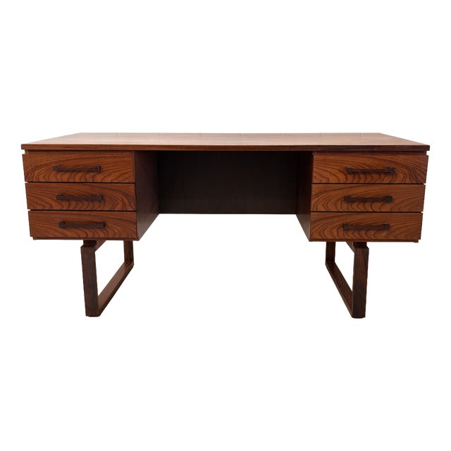 Mid-Century Danish Rosewood Desk by Torben Valeur and Henning Jensen for Dyrlund, 1960s For Sale