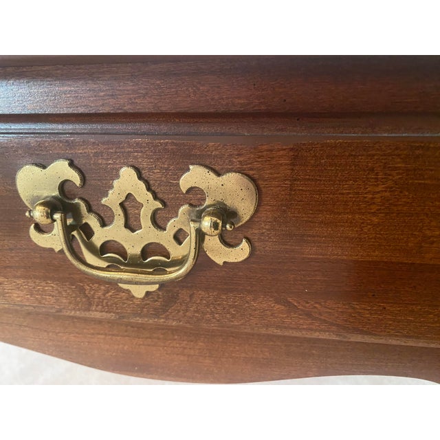 Wood Ethan Allen Georgian Court Cherry Rectangular End Table Excellent Condition Late 20th Century For Sale - Image 7 of 11