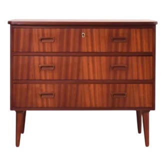 Mid-Century Modern Danish Teak Chest of Drawers, 1960s For Sale